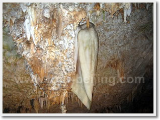 Yunju Temple, Zhoukoudian and Stone flower Cave Day Trip